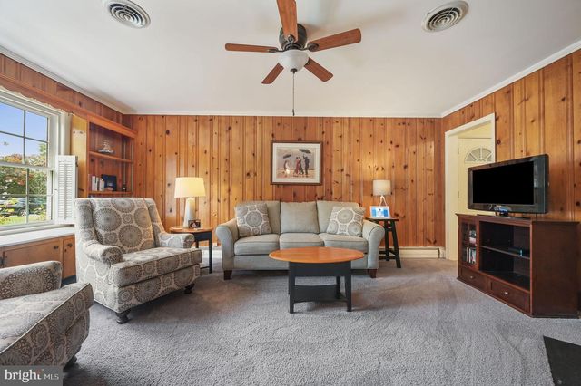 93 S FAIRFIELD DR, Dover, DE 19901
