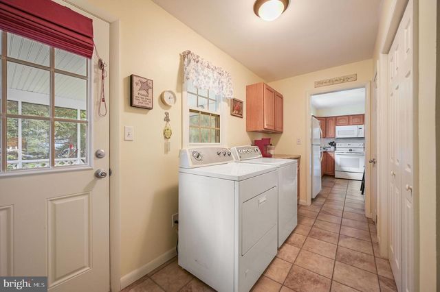 93 S FAIRFIELD DR, Dover, DE 19901