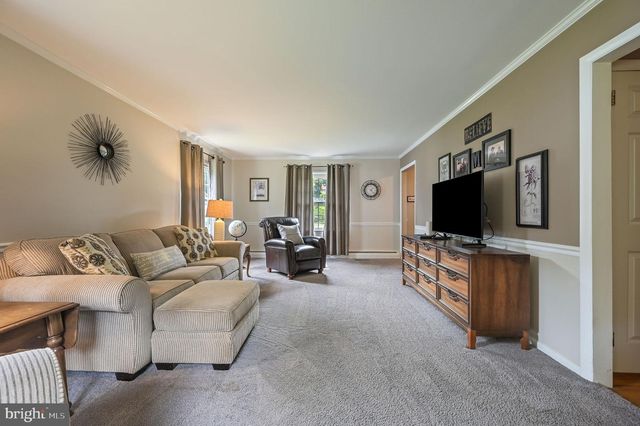 93 S FAIRFIELD DR, Dover, DE 19901