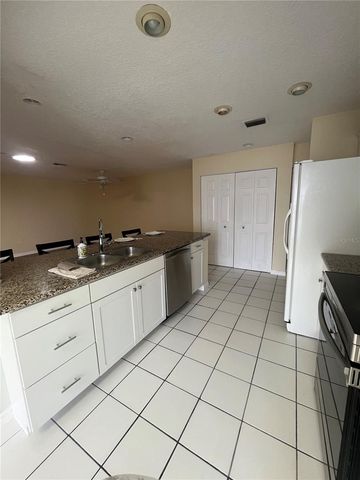 1111 APPLE TERRACE, Leesburg, FL 34748