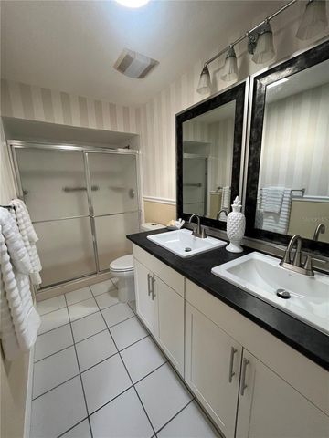 1111 APPLE TERRACE, Leesburg, FL 34748