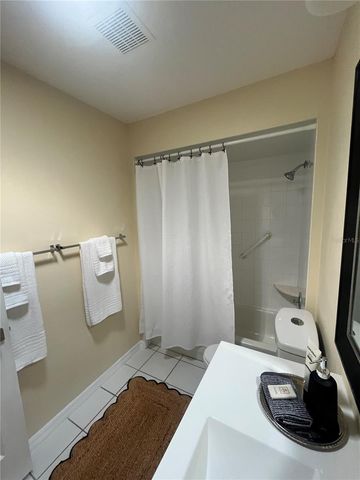 1111 APPLE TERRACE, Leesburg, FL 34748