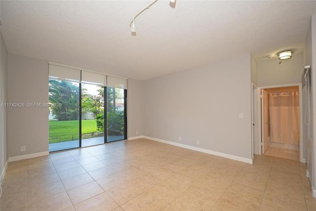 3300 NE 192nd Street 111, Aventura, FL 33180