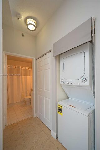 3300 NE 192nd Street 111, Aventura, FL 33180