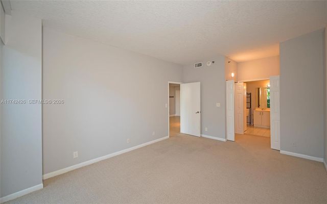 3300 NE 192nd Street 111, Aventura, FL 33180