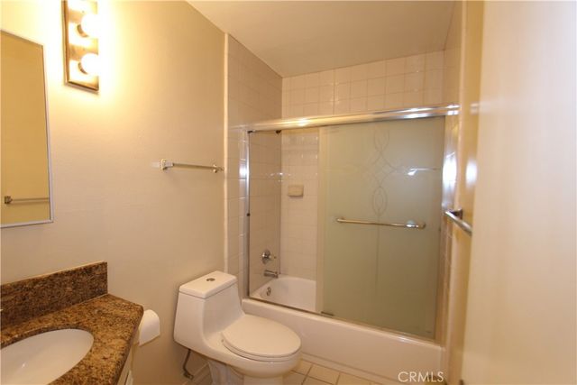 1137 Rosecrans, Fullerton, CA 92833