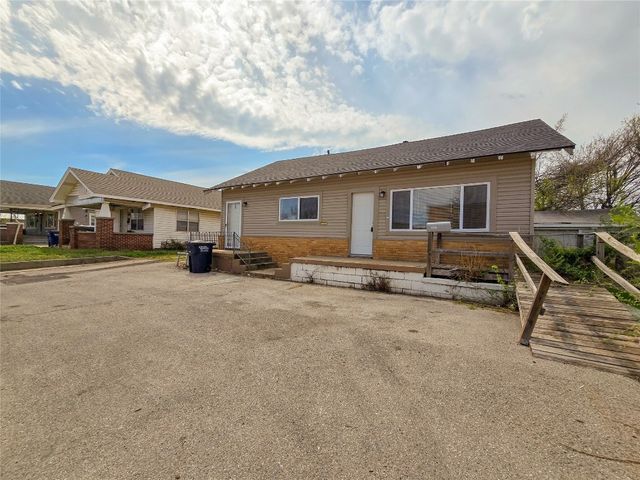 810 N Kickapoo Avenue, Shawnee, OK 74801