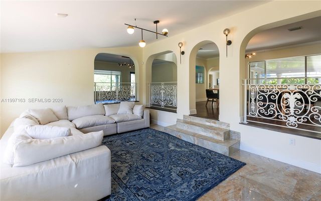 429 Deer Run, Miami Springs, FL 33166