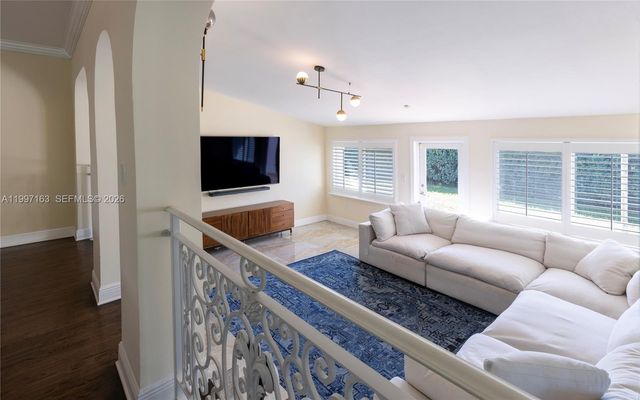 429 Deer Run, Miami Springs, FL 33166