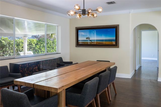 429 Deer Run, Miami Springs, FL 33166