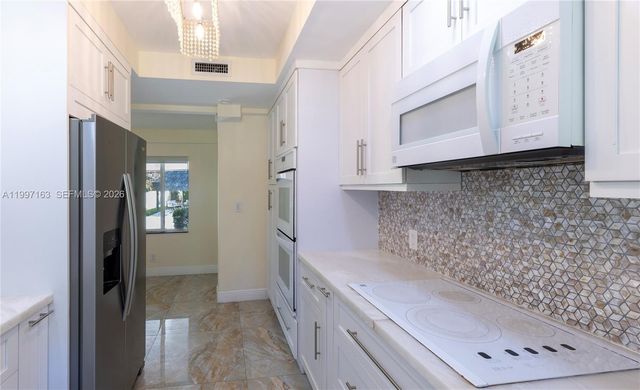 429 Deer Run, Miami Springs, FL 33166