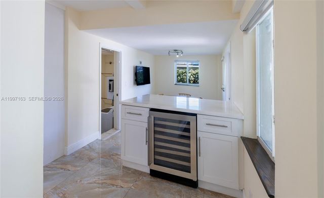 429 Deer Run, Miami Springs, FL 33166