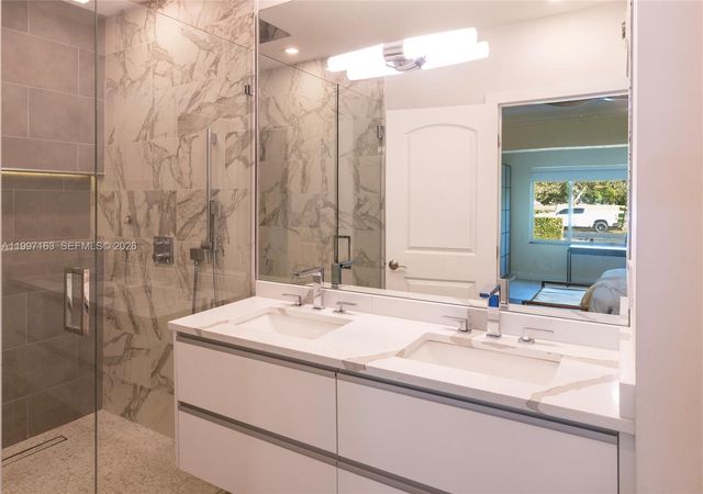 429 Deer Run, Miami Springs, FL 33166