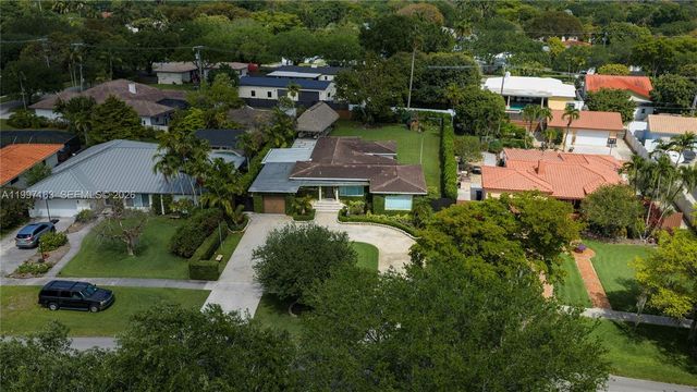 429 Deer Run, Miami Springs, FL 33166