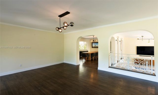 429 Deer Run, Miami Springs, FL 33166