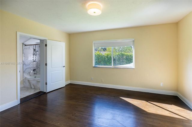 429 Deer Run, Miami Springs, FL 33166