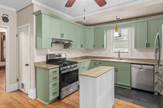 1070 Minnehaha Avenue E, Saint Paul, MN 55106