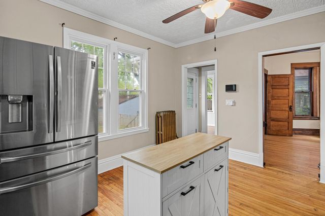 1070 Minnehaha Avenue E, Saint Paul, MN 55106