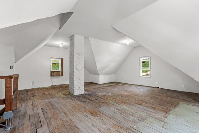 1070 Minnehaha Avenue E, Saint Paul, MN 55106