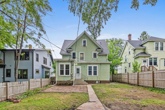1070 Minnehaha Avenue E, Saint Paul, MN 55106
