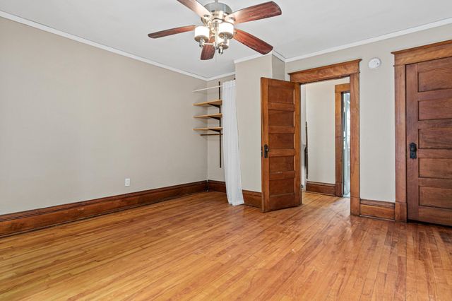 1070 Minnehaha Avenue E, Saint Paul, MN 55106