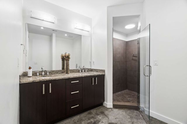 1510 Demonbreun St Apt 701, Nashville, TN 37203