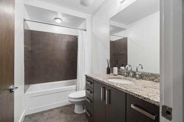 1510 Demonbreun St Apt 701, Nashville, TN 37203