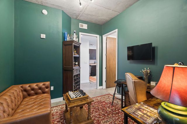 1510 Demonbreun St Apt 701, Nashville, TN 37203