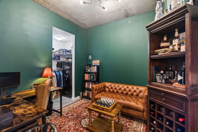 1510 Demonbreun St Apt 701, Nashville, TN 37203