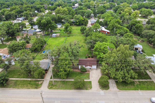 3317 W 9th St N, Wichita, KS 67203