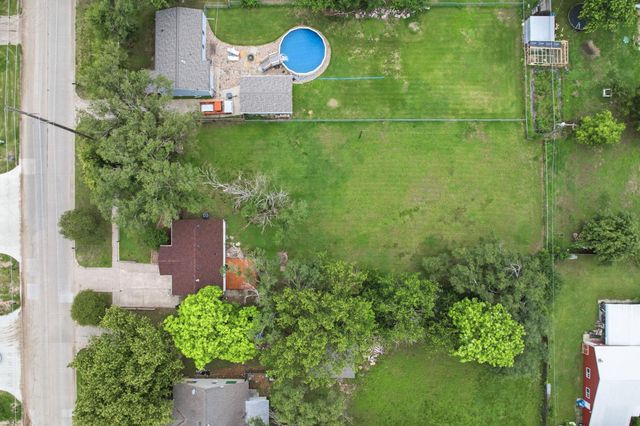 3317 W 9th St N, Wichita, KS 67203