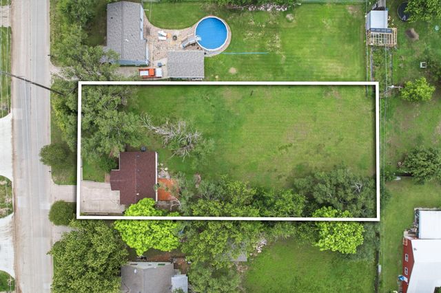 3317 W 9th St N, Wichita, KS 67203