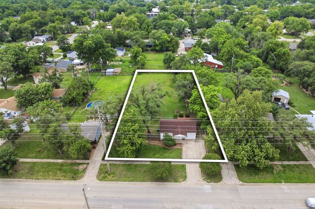 3317 W 9th St N, Wichita, KS 67203