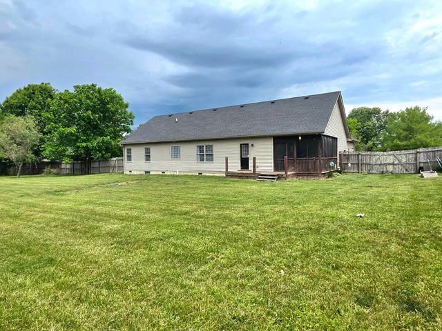 179 Bright Leaf Drive, Lancaster, KY 40444