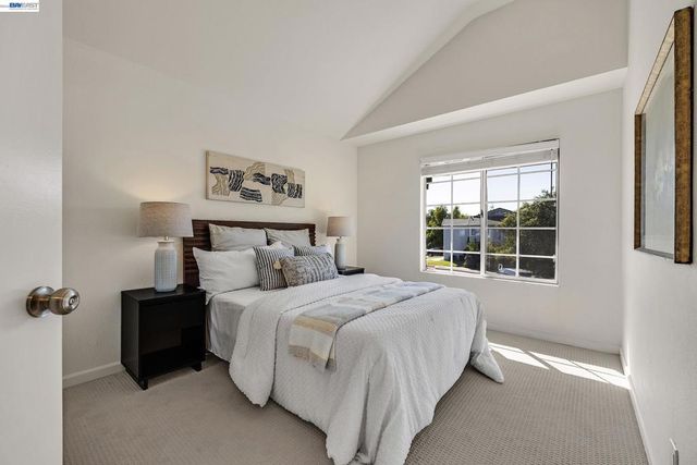 4290 Tiburon Dr, Fremont, CA 94555