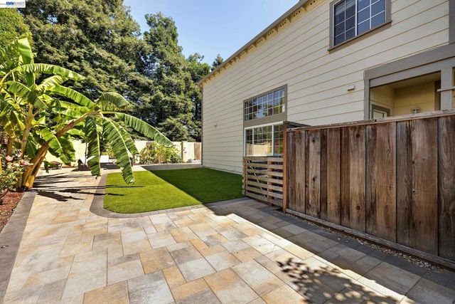 4290 Tiburon Dr, Fremont, CA 94555