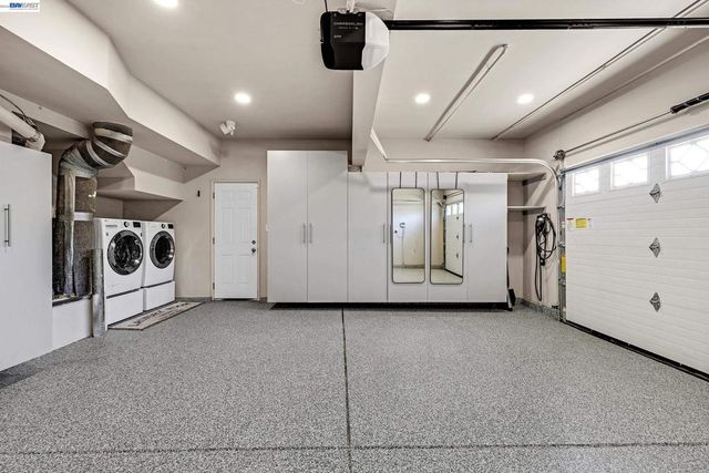 4290 Tiburon Dr, Fremont, CA 94555