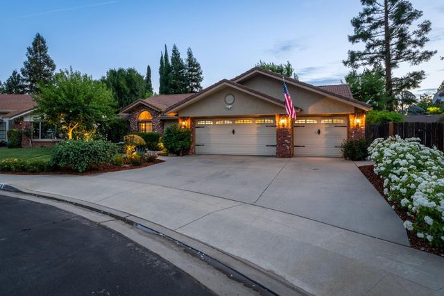 1978 Gibson Avenue, Clovis, CA 93611