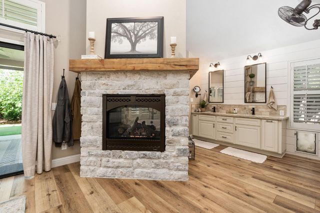 1978 Gibson Avenue, Clovis, CA 93611