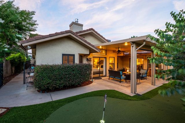 1978 Gibson Avenue, Clovis, CA 93611