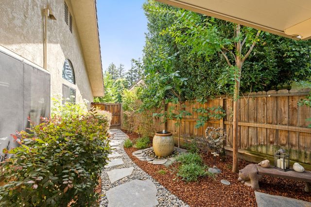 1978 Gibson Avenue, Clovis, CA 93611