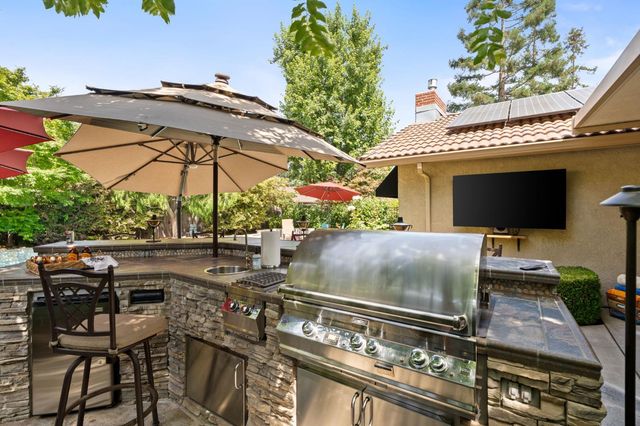 1978 Gibson Avenue, Clovis, CA 93611