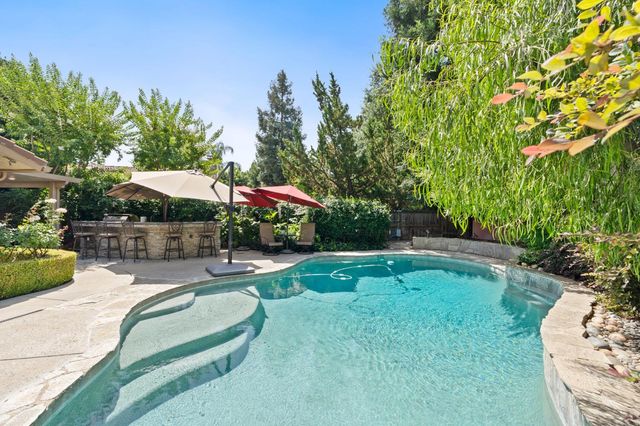 1978 Gibson Avenue, Clovis, CA 93611