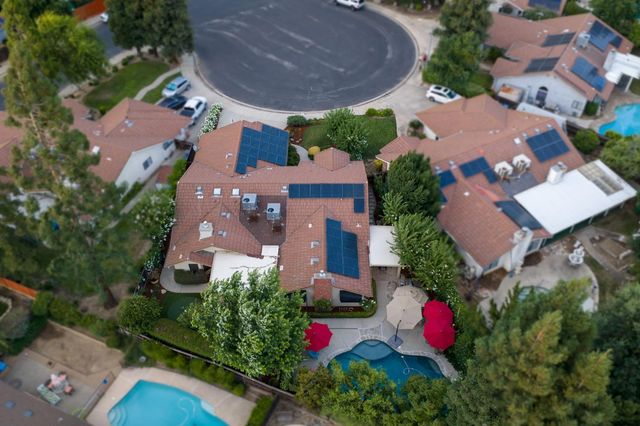 1978 Gibson Avenue, Clovis, CA 93611