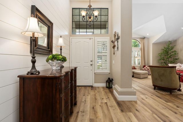 1978 Gibson Avenue, Clovis, CA 93611