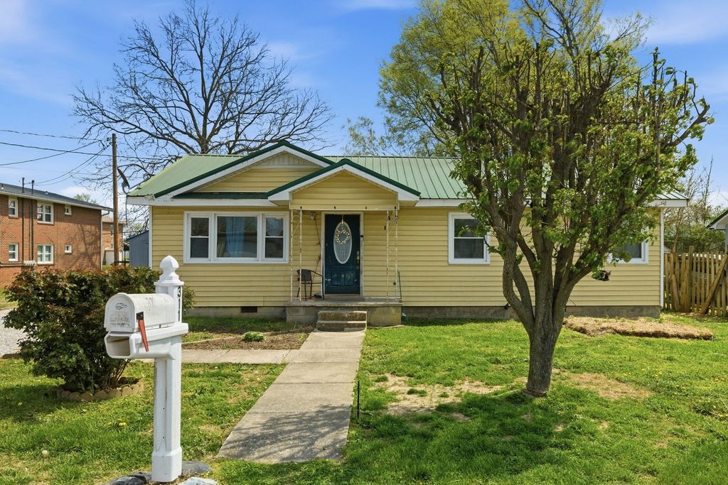 311 MADISON ST, Manchester, TN 37355