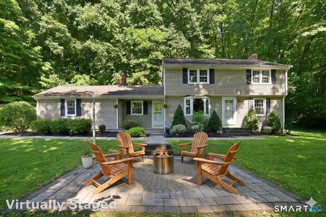112 Hedgehog Lane, Simsbury, CT 06092