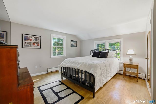 112 Hedgehog Lane, Simsbury, CT 06092