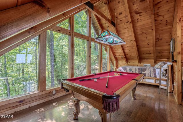 1637 Lamons Loop, Sevierville, TN 37876