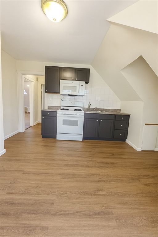 38 Waumbeck St 3, Boston, MA 02121